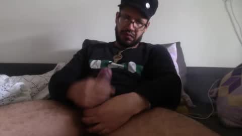 lovesounddistortion25 online show from October 15, 11:07 am