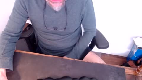 lreed090 online show from February 13, 7:52 pm