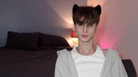 lucacharm online show from January 14, 1:47 am