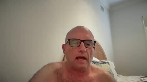 lucas10004 online show from February 15, 5:19 am