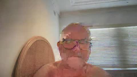 lucas10004 online show from December 20, 12:08 am