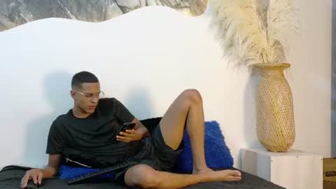 lucas837481 online show from July 6, 11:18 am