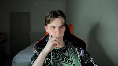 Lucas Gill online show from March 12, 11:54 pm