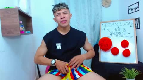 Lucas Luxx online show from December 5, 12:01 pm