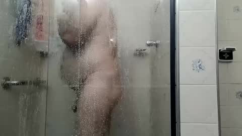 lucas online show from December 10, 11:31 pm