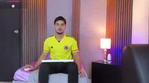 Luciano online show from July 3, 12:33 pm