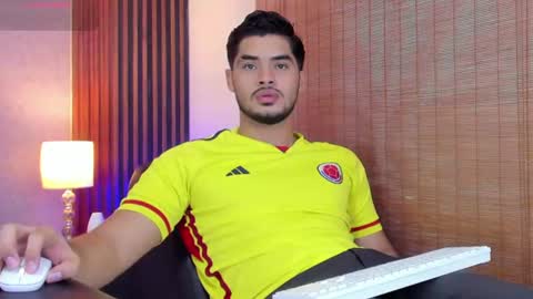 Luciano online show from July 7, 12:42 pm