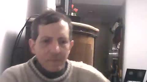 Luciano online show from May 28, 3:37 am