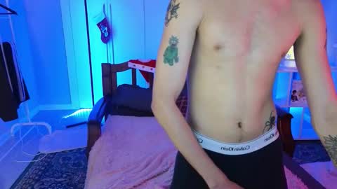 Angelok online show from December 19, 8:39 pm