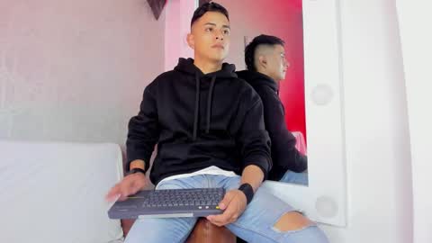 Leo online show from February 23, 11:50 am