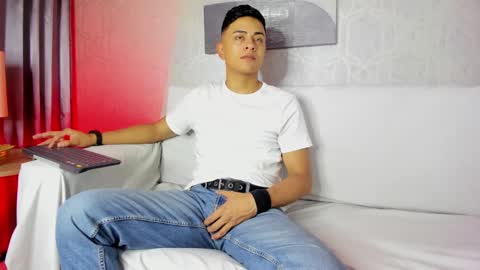 Leo online show from January 30, 11:22 am