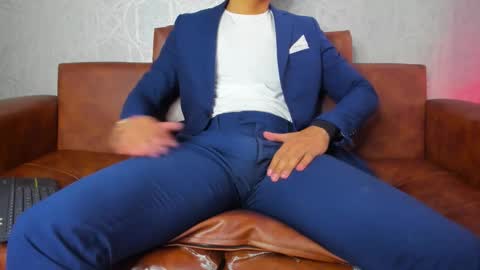 Leo online show from September 15, 1:12 pm