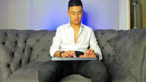 Leo online show from January 3, 11:03 am