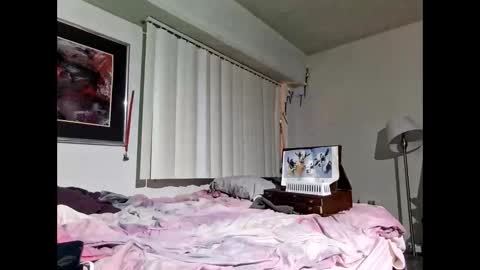 luciousloxs online show from February 13, 7:47 am