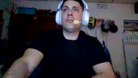 A slave to the mistress.. un esclavo para las amas dominantes. online show from March 22, 7:41 pm