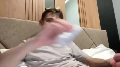 Luis online show from October 9, 3:17 pm