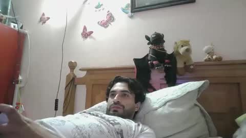 luismiastarot online show from February 12, 3:01 am