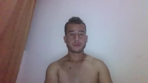 luissneiderg854 online show from May 10, 2:46 am