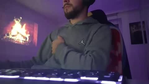 lukasschoetz online show from November 23, 4:29 pm