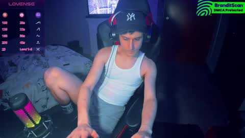 lukatripp online show from December 28, 2:01 pm