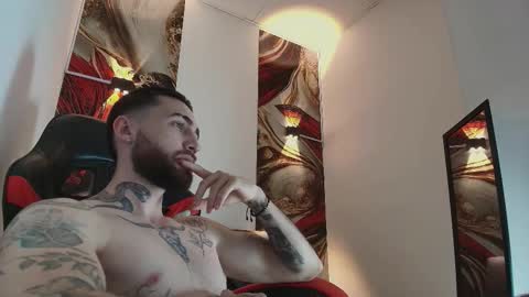 LUKE online show from December 16, 1:51 pm