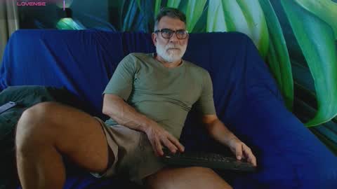 Luke Crews online show from March 4, 7:10 pm