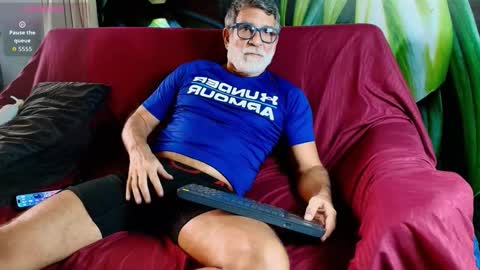 Luke Crews online show from February 3, 6:13 pm