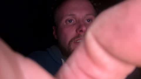 lukeeeeey96 online show from December 23, 1:36 am