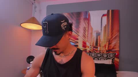 Luke Taylor online show from December 19, 4:42 am