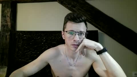 Andrew independent model 2000-0000 CET daily online show from April 2, 6:38 pm