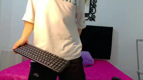 lunaydream online show from July 7, 11:58 am