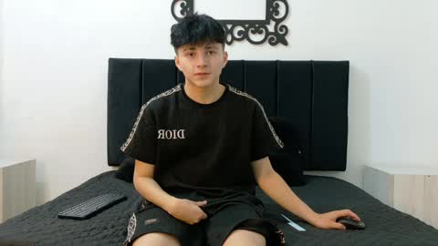 lunaydream online show from May 26, 11:39 am