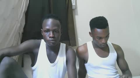 luoislove online show from December 19, 7:00 pm