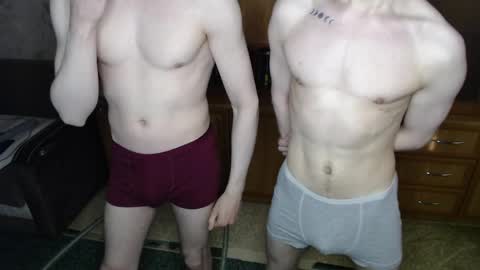 Thomas  Jeremy online show from April 21, 3:29 pm