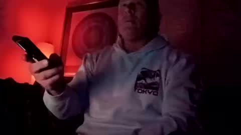 Snapshot of luv2toknstrok chatting on October 17, 12:42 pm Luv2tokNstrok online show from October 17, 12:42 pm