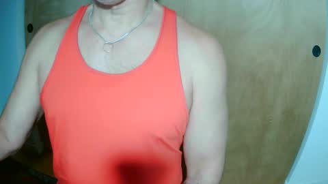Snapshot of luvzjerkingoff chatting on December 23, 1:13 pm luvzjerkingoff online show from December 23, 1:13 pm
