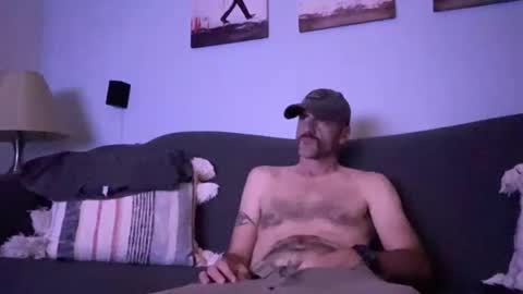 Snapshot of lxplaya81 chatting on October 3, 2:49 am lxplaya81 online show from October 3, 2:49 am