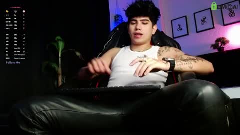 Lyle Bennett Freelance Model online show from March 28, 12:05 pm