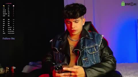 Snapshot of lylebennett_ chatting on October 14, 2:02 pm Lyle Bennett Freelance Model online show from October 14, 2:02 pm