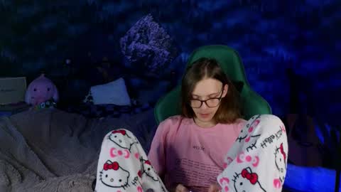 m1shq online show from October 30, 10:11 pm