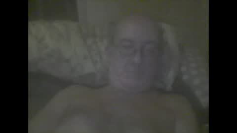 Snapshot of macbewdekan25 chatting on September 20, 1:11 pm macbewdekan25 online show from September 20, 1:11 pm