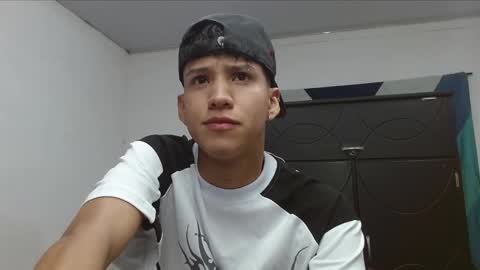 MACHO DOMINANTE online show from October 24, 11:17 pm