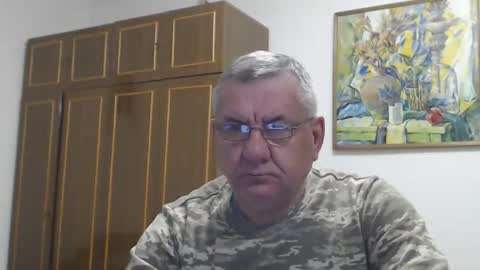 Macho online show from April 14, 5:56 pm