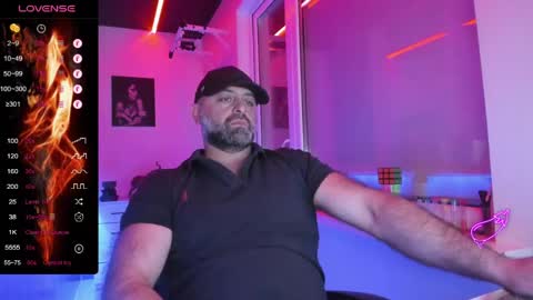 Magabear online show from April 12, 8:10 pm