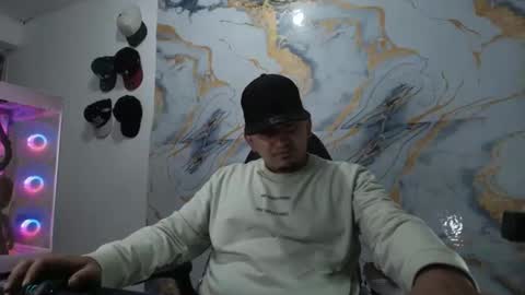 magic_milk23 online show from February 22, 7:10 am