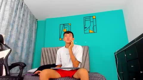 Maikol online show from March 16, 12:31 pm