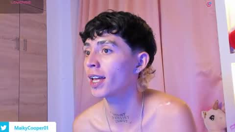 maiky_cooper01 online show from April 25, 9:01 am