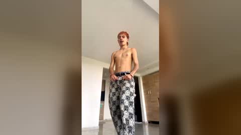 maiky_cooper01 online show from March 14, 8:38 pm