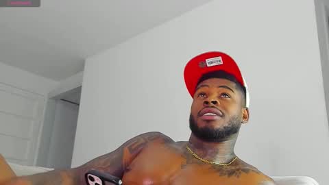 Makonnen online show from December 23, 4:32 am