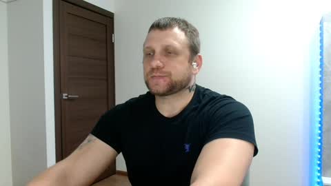 malchyshka online show from April 3, 9:55 pm